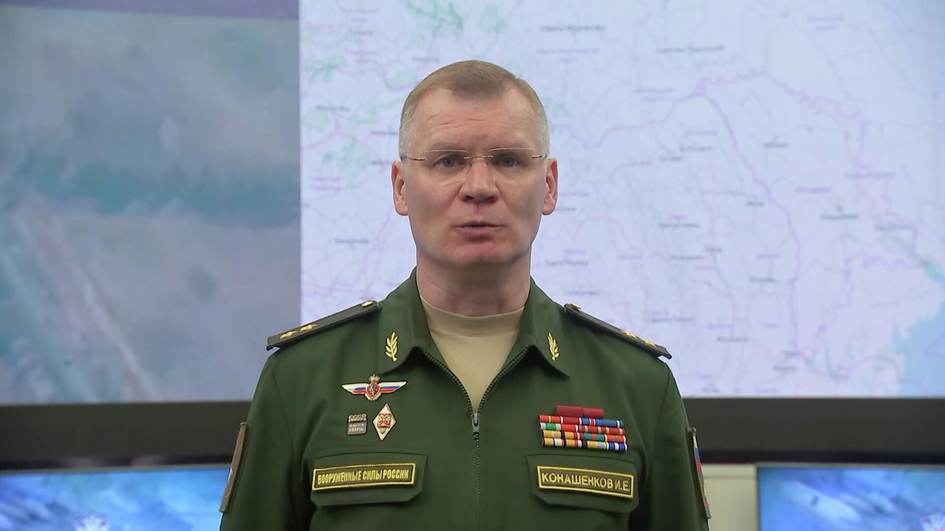 Конашенков: Поражены 247 районов сосредоточения военной техники ВСУ Конашенков: Поражены 247 районов сосредоточения военной техники ВСУ - РИА Новости, 1920, 13.06.2022
