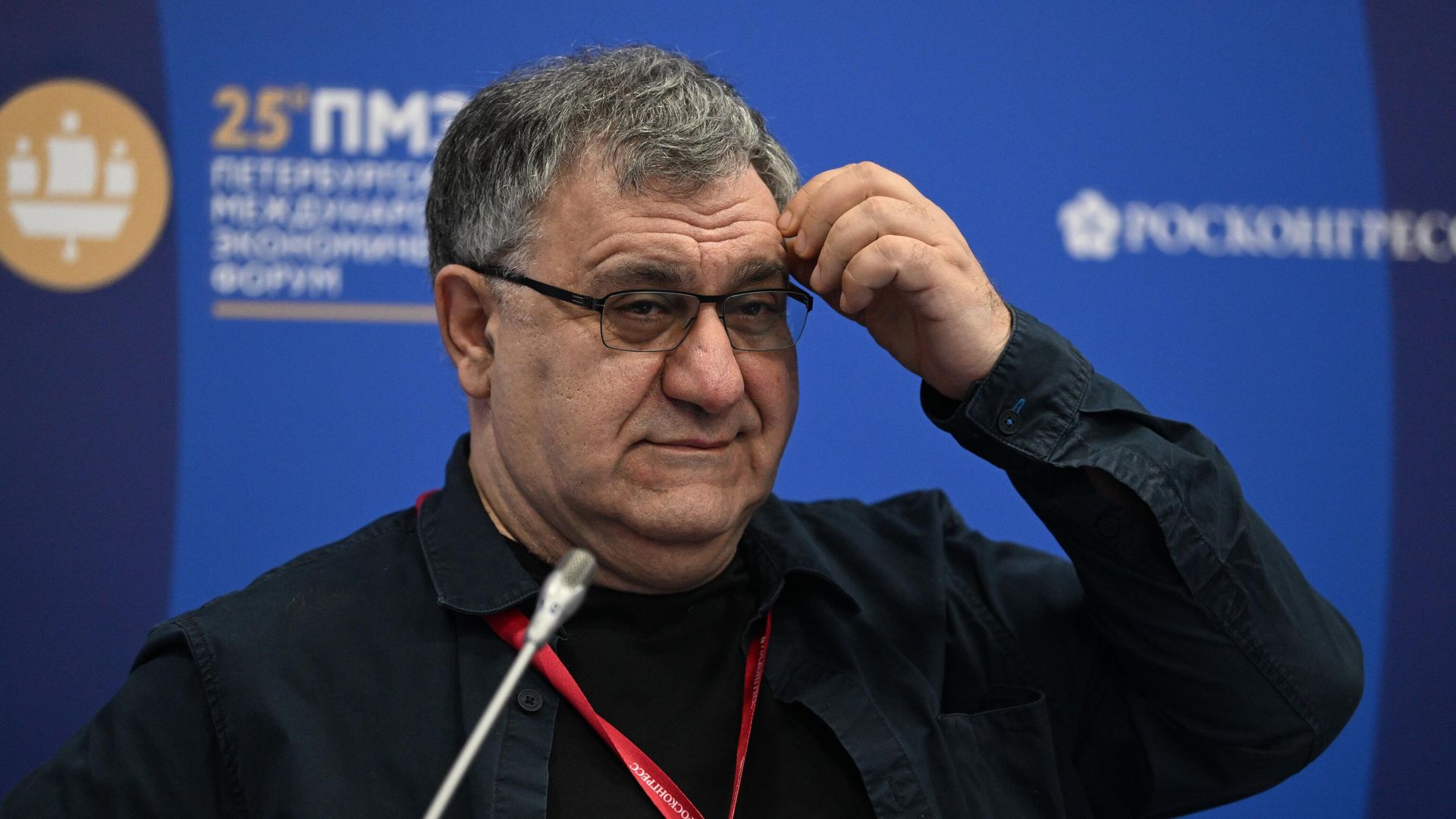 Директор Института кино НИУ ВШЭ Александр Акопов на ПМЭФ Директор Института кино НИУ ВШЭ Александр Акопов на ПМЭФ - РИА Новости, 1920, 15.06.2022