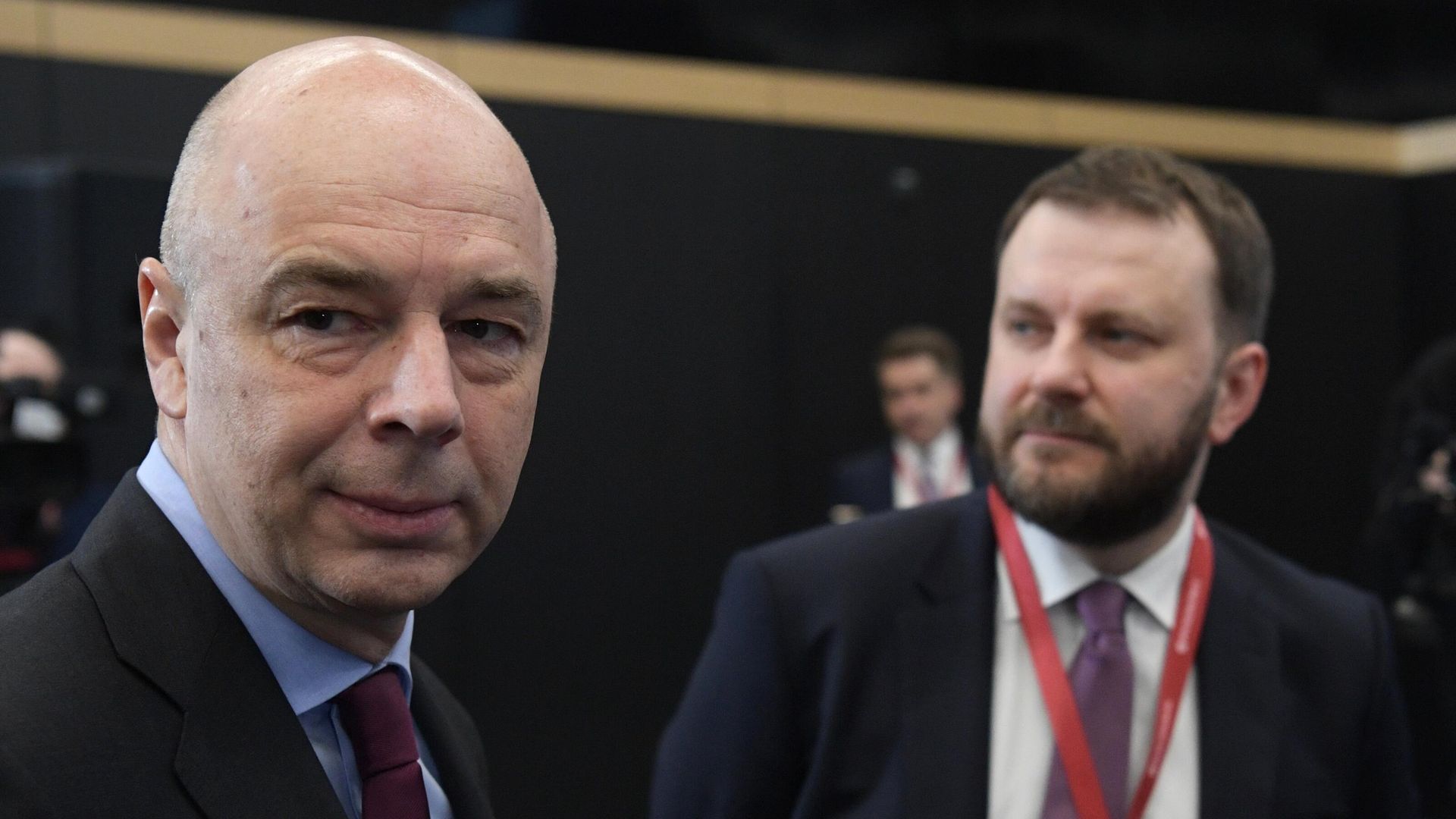 Министр финансов РФ Антон Силуанов и помощник президента РФ Максим Орешкин на сессии Российская экономика: современные вызовы и точки опоры в рамках ПМЭФ-2022 Министр финансов РФ Антон Силуанов и помощник президента РФ Максим Орешкин на сессии Российская экономика: современные вызовы и точки опоры в рамках ПМЭФ-2022 - РИА Новости, 1920, 16.06.2022