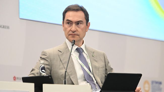 Первый заместитель председателя правления Сбербанка Александр Ведяхин на сессии Российский финансовый сектор в новых условиях на ПМЭФ-2022