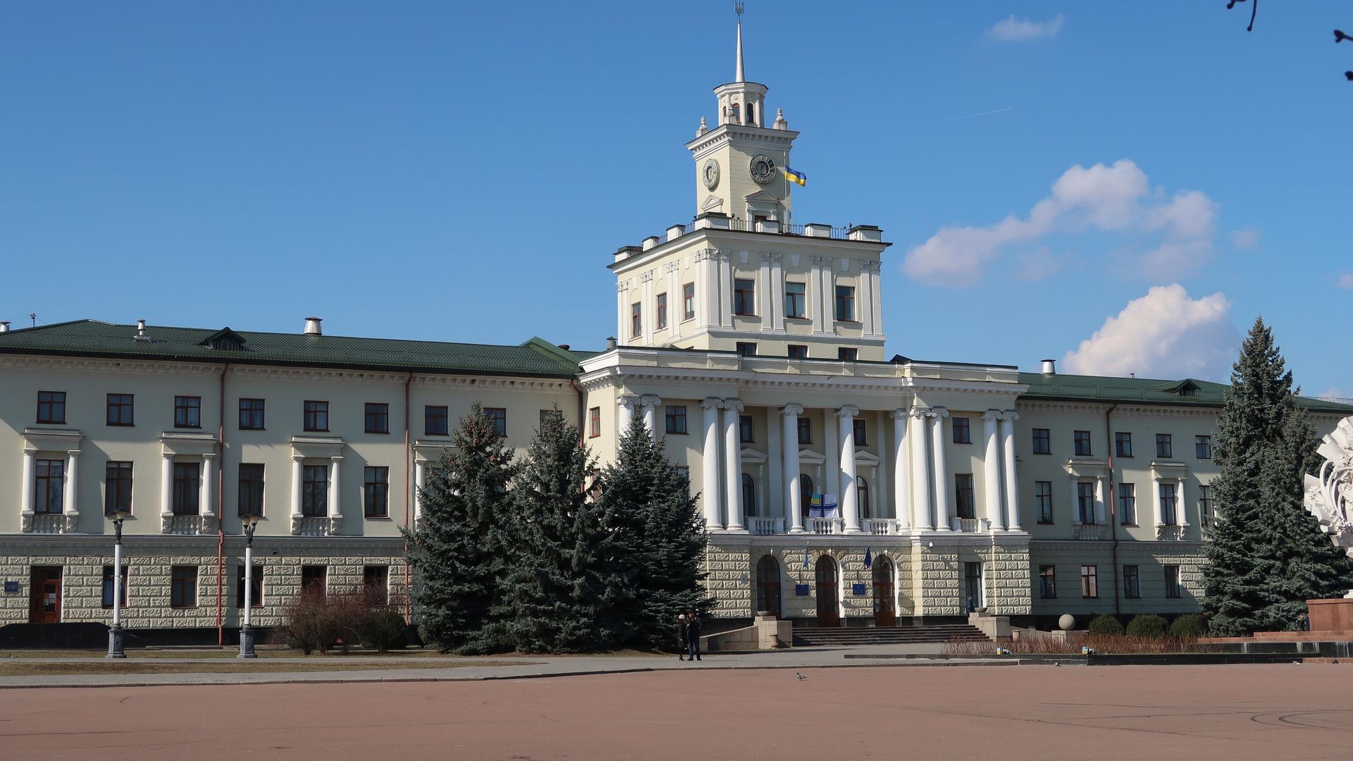 Здание Хмельницкого областного совета на площади Независимости Здание Хмельницкого областного совета на площади Независимости - РИА Новости, 1920, 16.06.2022