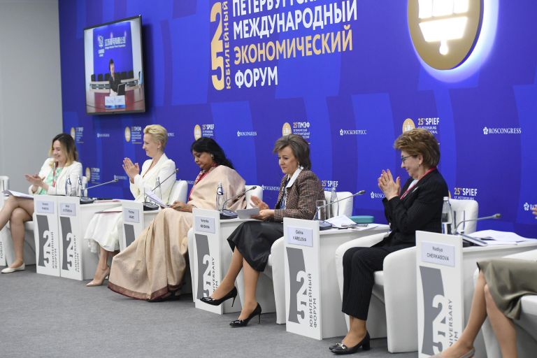 Сессия Международная кооперация женщин: потенциал и перспективы в рамках XXV Петербургского международного экономического форума Сессия Международная кооперация женщин: потенциал и перспективы в рамках XXV Петербургского международного экономического форума