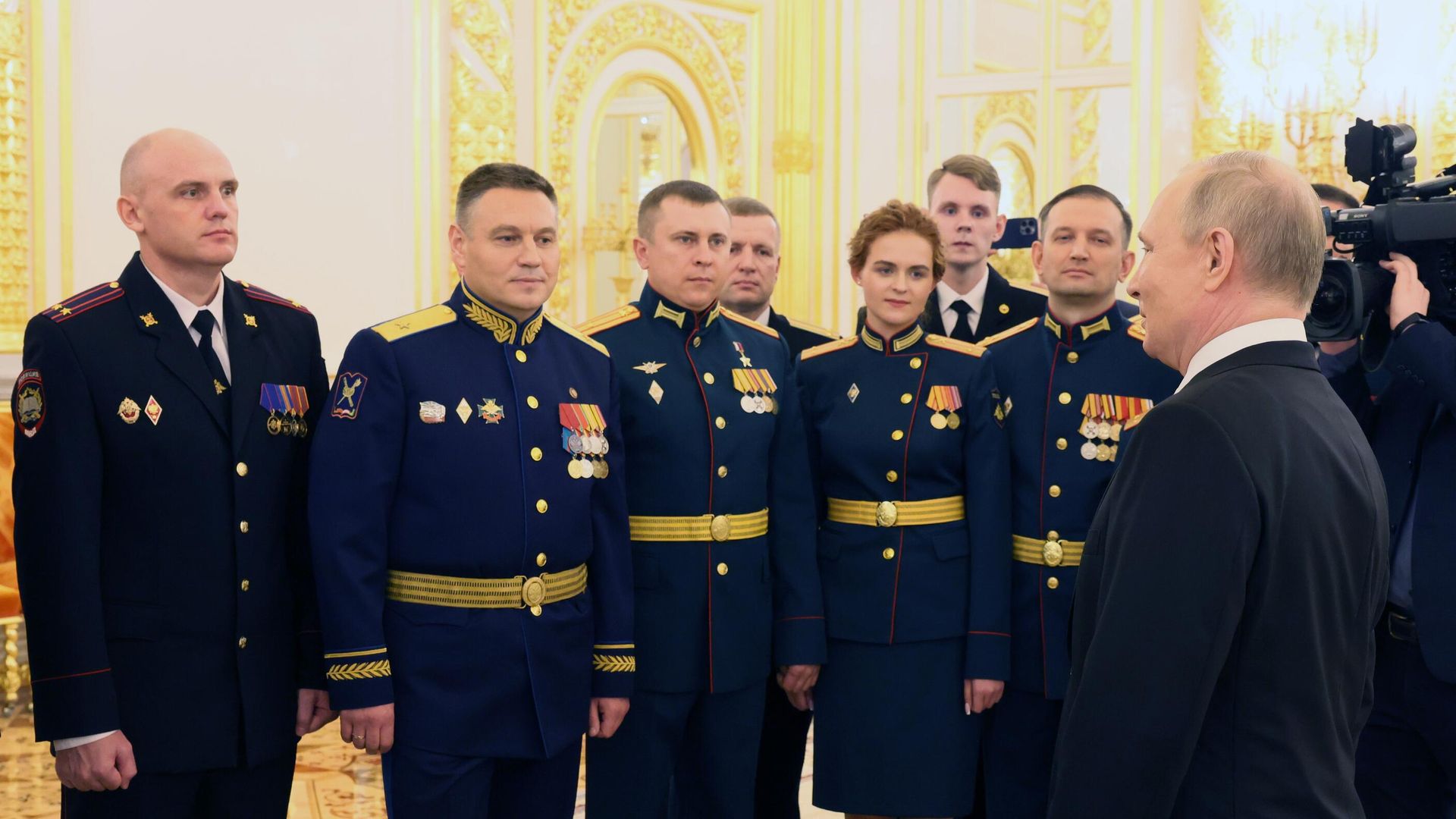 Президент РФ Владимир Путин выступает на встрече с выпускниками высших военных учебных заведений. 21 июня 2022 Президент РФ Владимир Путин выступает на встрече с выпускниками высших военных учебных заведений. 21 июня 2022 - РИА Новости, 1920, 21.06.2022