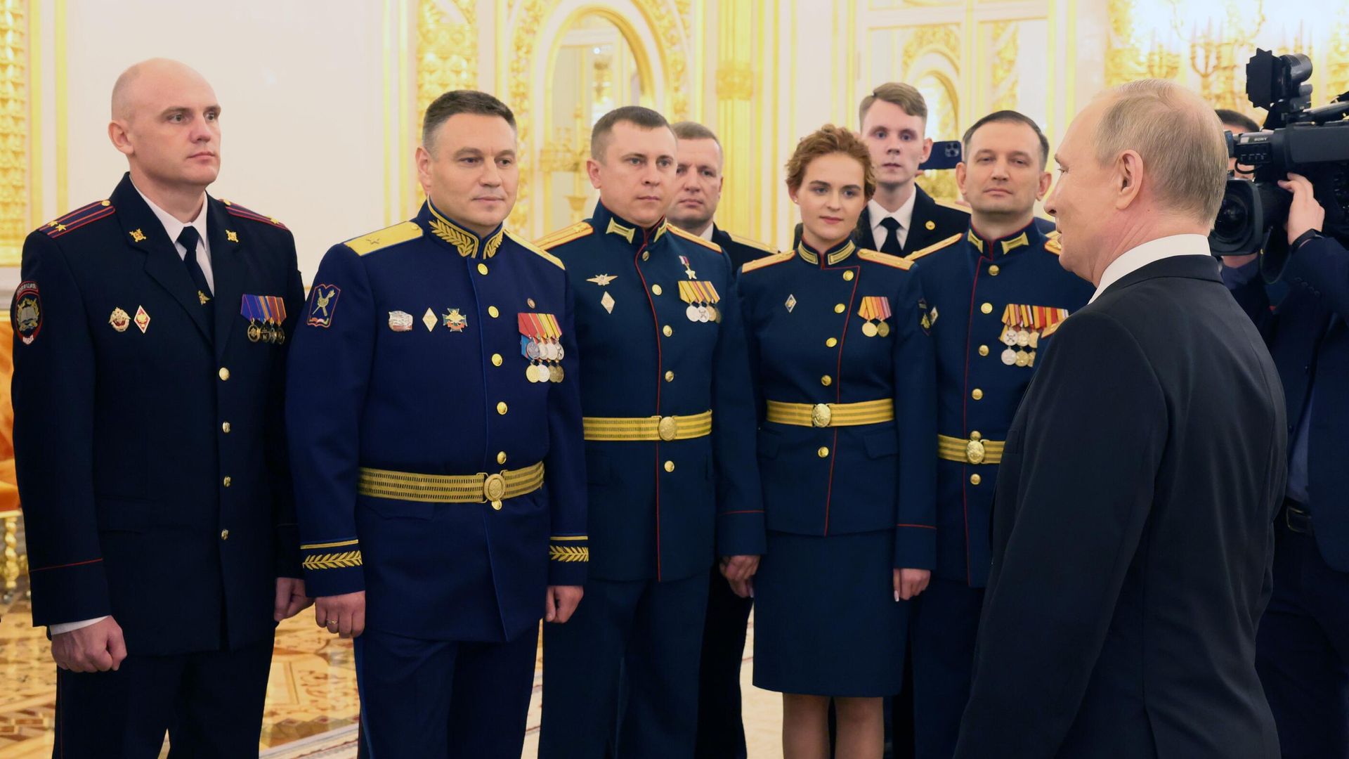 Президент РФ Владимир Путин выступает на встрече с выпускниками высших военных учебных заведений. 21 июня 2022 Президент РФ Владимир Путин выступает на встрече с выпускниками высших военных учебных заведений. 21 июня 2022 - РИА Новости, 1920, 21.06.2022