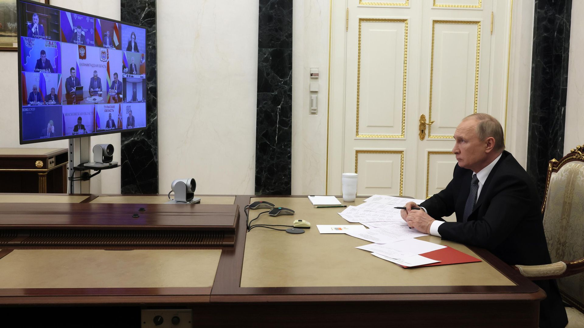 Президент РФ Владимир Путин на заседании президиума Государственного Совета Президент РФ Владимир Путин на заседании президиума Государственного Совета - РИА Новости, 1920, 21.06.2022