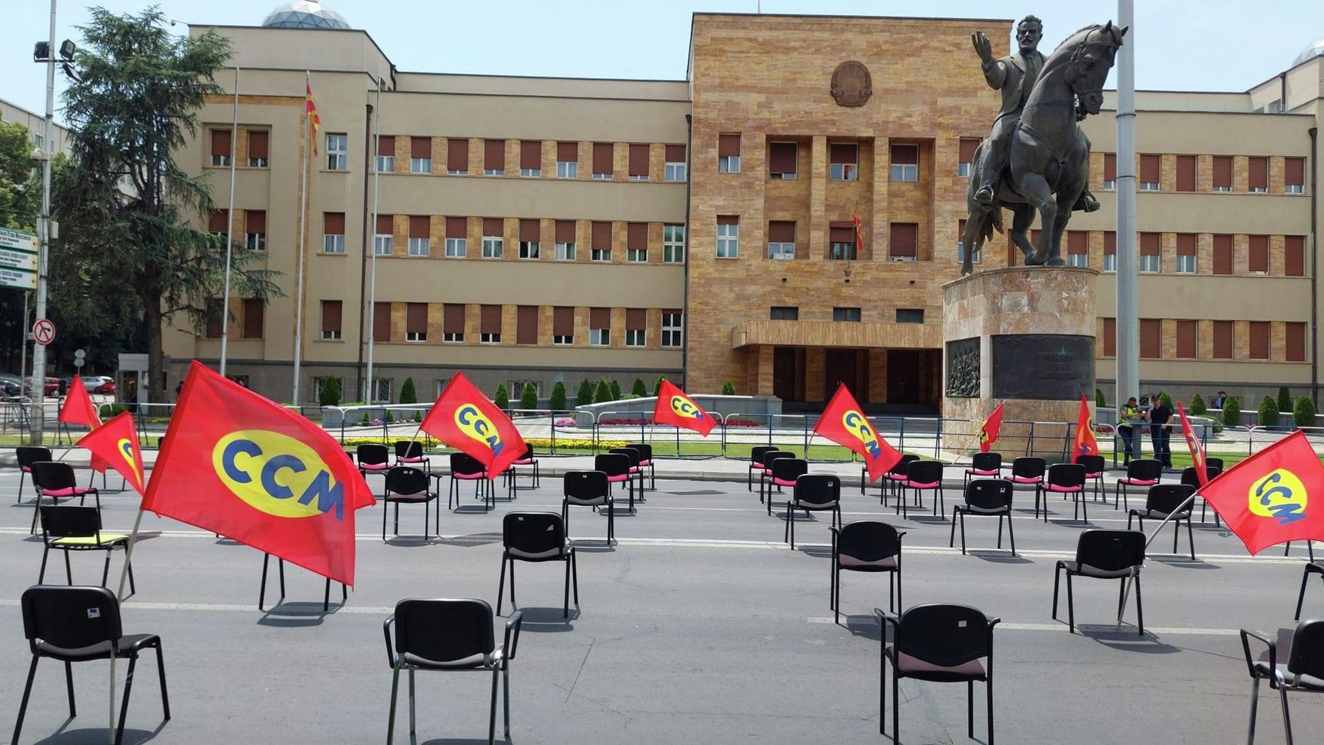 Акция протеста Ассоциации профсоюзов Северной Македонии перед зданием парламента республики. 22 июня 2022 Акция протеста Ассоциации профсоюзов Северной Македонии перед зданием парламента республики. 22 июня 2022 - РИА Новости, 1920, 22.06.2022