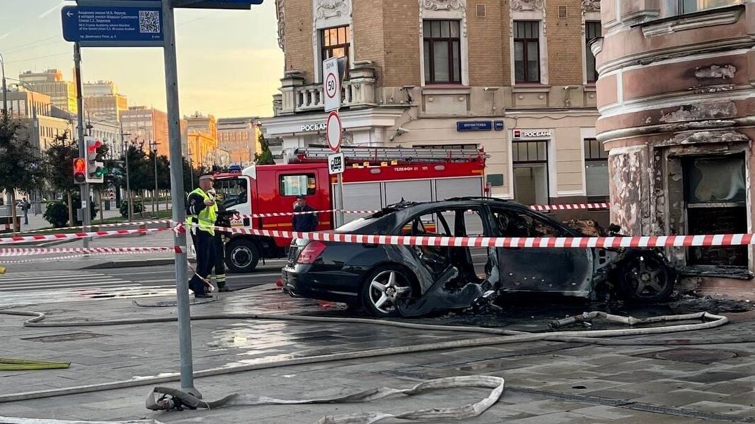 Последствия смертельного ДТП в центре Москвы Последствия смертельного ДТП в центре Москвы - РИА Новости, 1920, 24.06.2022