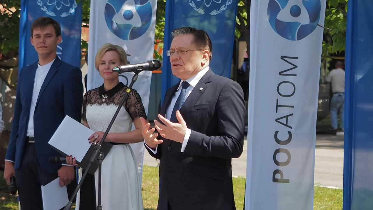 Аллею атомных городов открыли в Обнинске Аллею атомных городов открыли в Обнинске - РИА Новости, 1920, 24.06.2022