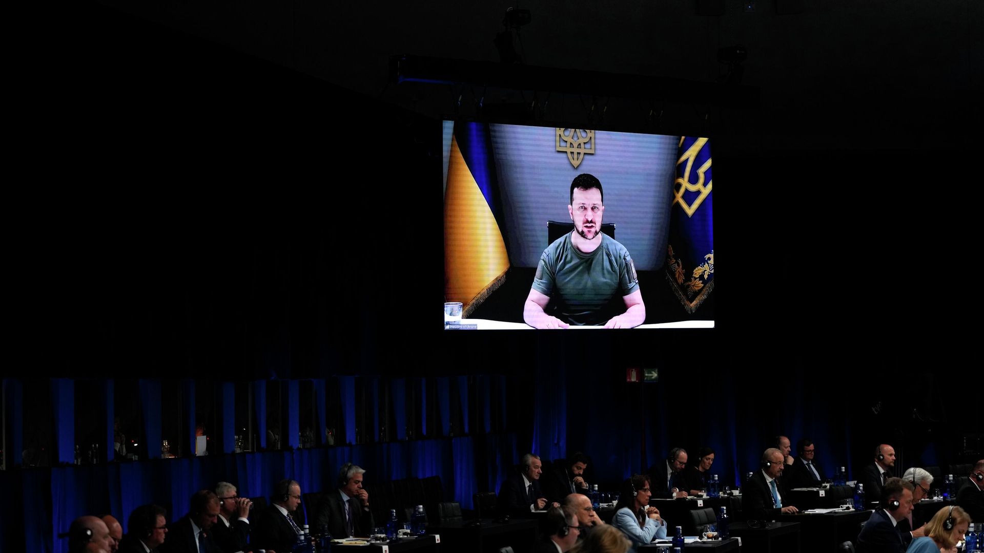 Президент Украины Владимир Зеленский выступает по видеосвязи на саммите НАТО в Мадриде Президент Украины Владимир Зеленский выступает по видеосвязи на саммите НАТО в Мадриде - РИА Новости, 1920, 30.06.2022