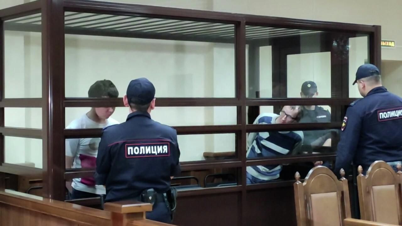 Суд вынес приговор двум мужчинам по делу об убийстве ребенка в Костроме Суд вынес приговор двум мужчинам по делу об убийстве ребенка в Костроме - РИА Новости, 1920, 01.07.2022