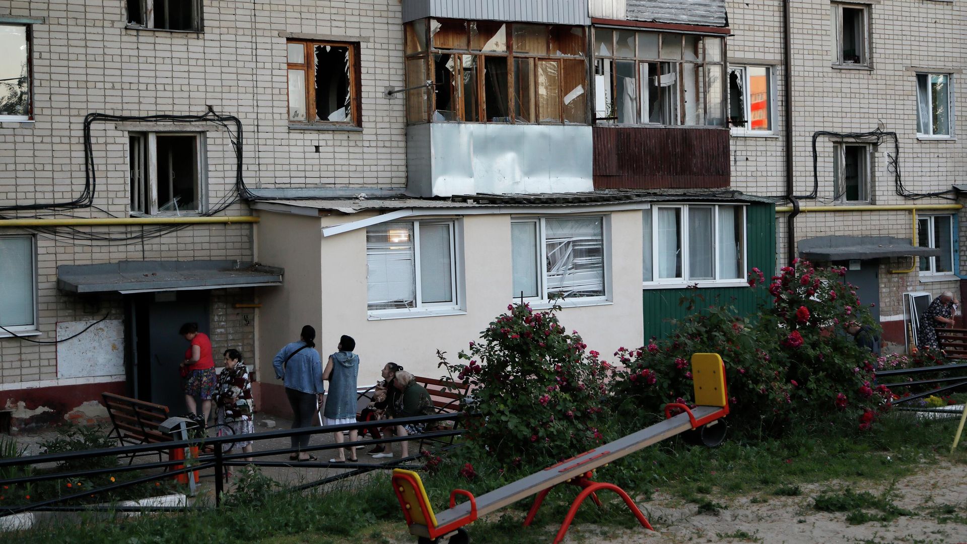 Поврежденные балконы жилого дома в Белгороде Поврежденные балконы жилого дома в Белгороде - РИА Новости, 1920, 03.07.2022