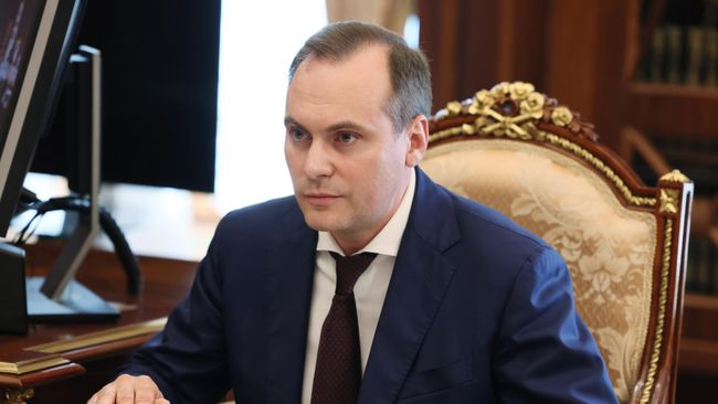 Глава Республики Мордовия Артем Здунов во время встречи с президентом РФ Владимиром Путиным