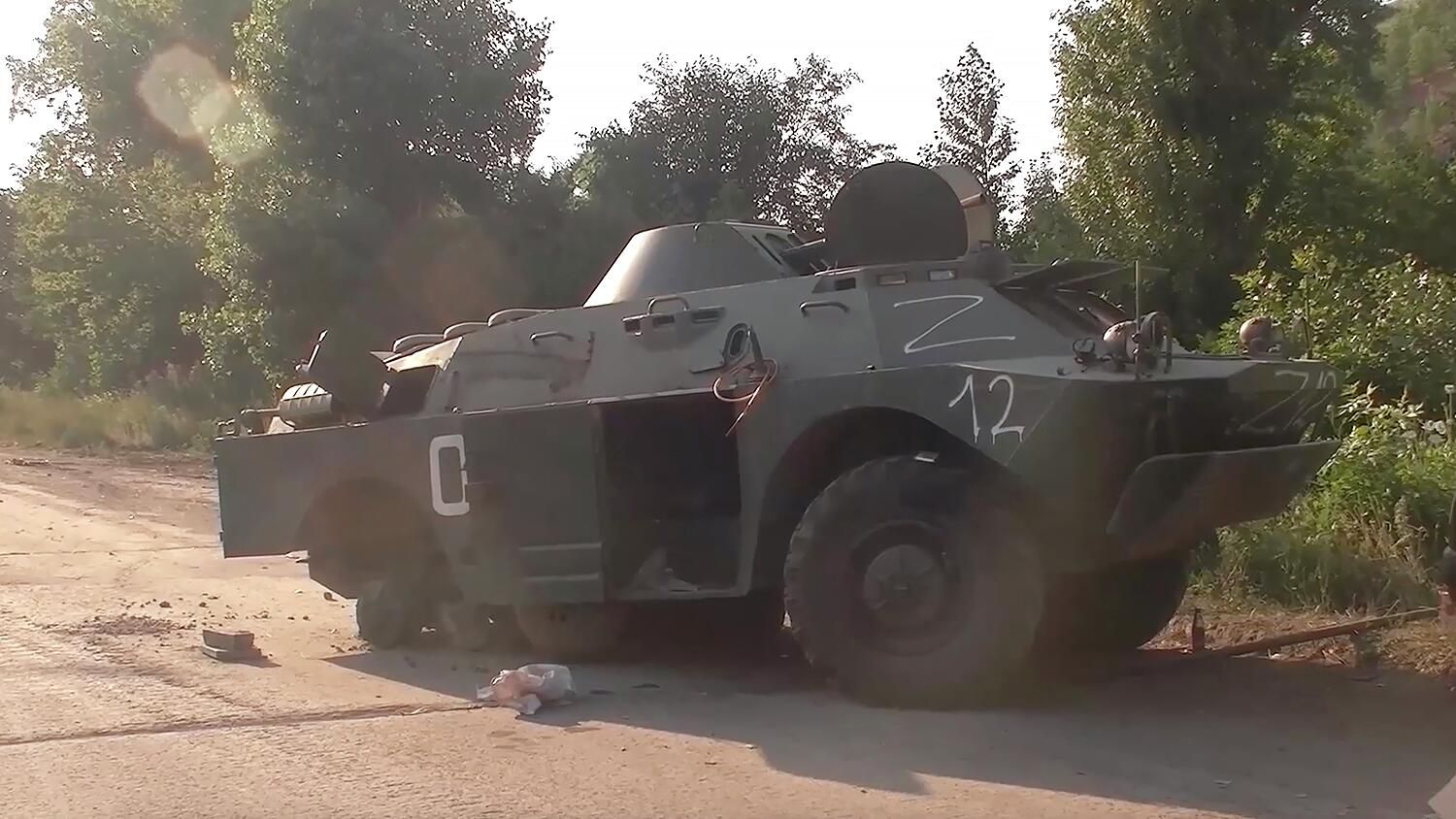 Брошенная украинская военная техника в Лисичанске Брошенная украинская военная техника в Лисичанске - РИА Новости, 1920, 08.07.2022