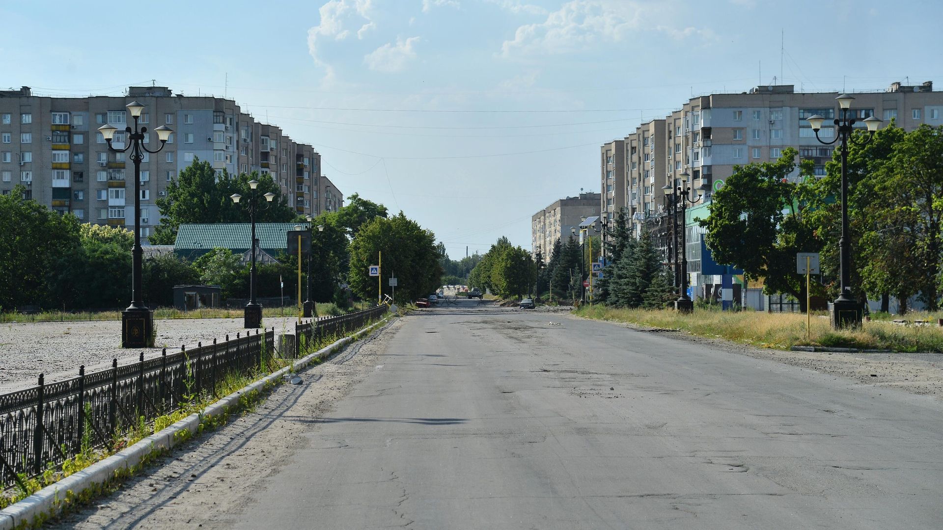 Улица в Лисичанске Улица в Лисичанске - РИА Новости, 1920, 25.07.2022