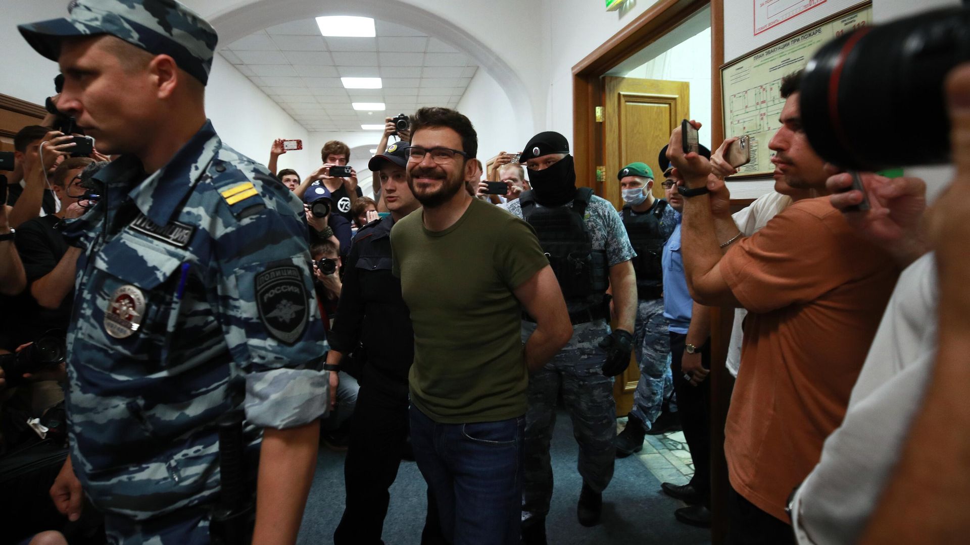 Депутат муниципального округа Красносельский Илья Яшин в Басманном районном суде Москвы Депутат муниципального округа Красносельский Илья Яшин в Басманном районном суде Москвы - РИА Новости, 1920, 13.07.2022