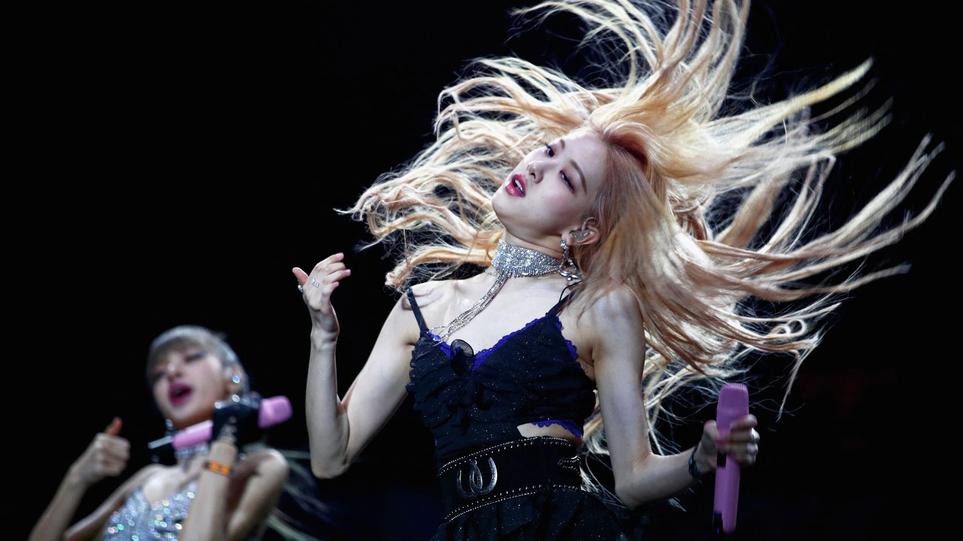 Blackpink выступают в Sahara Tent во время фестиваля музыки и искусств Coachella Valley, Калифорния Blackpink выступают в Sahara Tent во время фестиваля музыки и искусств Coachella Valley, Калифорния - РИА Новости, 1920, 15.07.2022