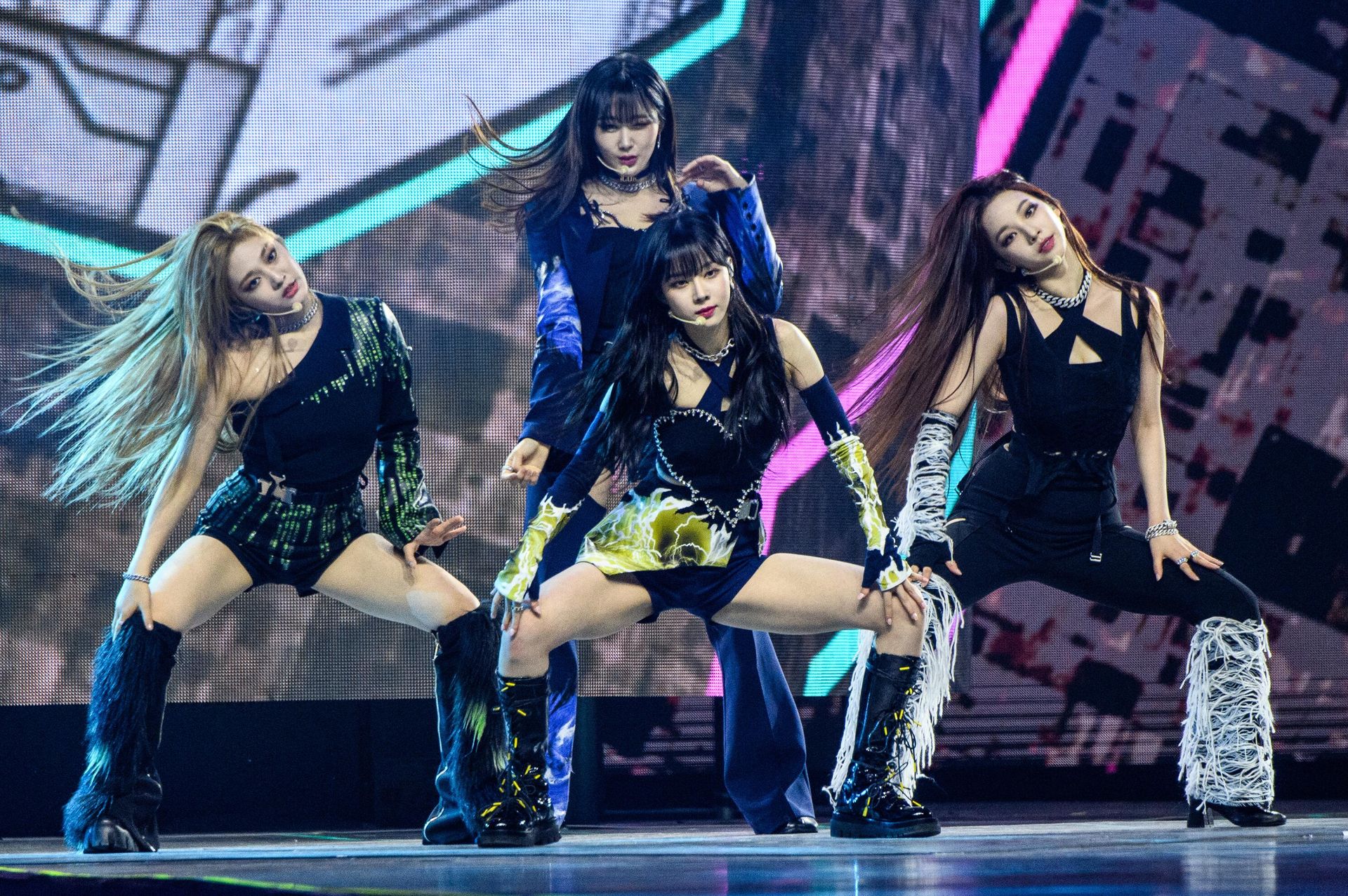 Южнокорейская K-Pop группа Aespa Южнокорейская K-Pop группа Aespa