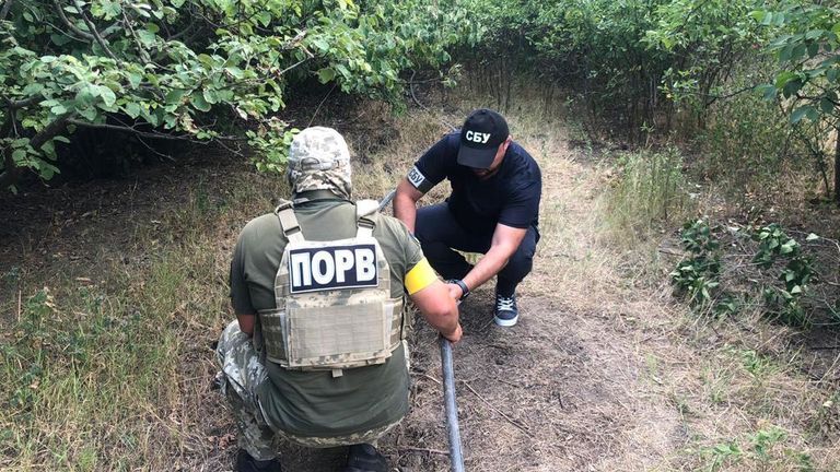Трубопровод со спиртом обнаружен на приднестровском участке молдавско-украинской Трубопровод со спиртом обнаружен на приднестровском участке молдавско-украинской