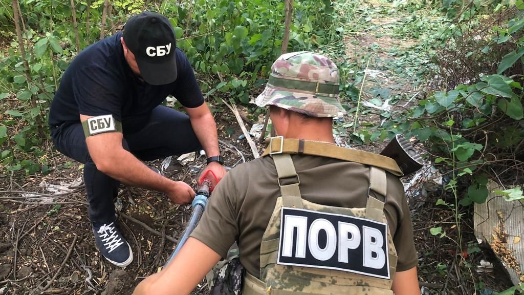 Трубопровод со спиртом обнаружен на приднестровском участке молдавско-украинской Трубопровод со спиртом обнаружен на приднестровском участке молдавско-украинской - РИА Новости, 1920, 18.07.2022