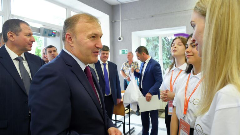 Глава Адыгеи Мурат Кумпилов на открытии Форума добровольцев Южного и Северо-Кавказского федеральных округов Глава Адыгеи Мурат Кумпилов на открытии Форума добровольцев Южного и Северо-Кавказского федеральных округов