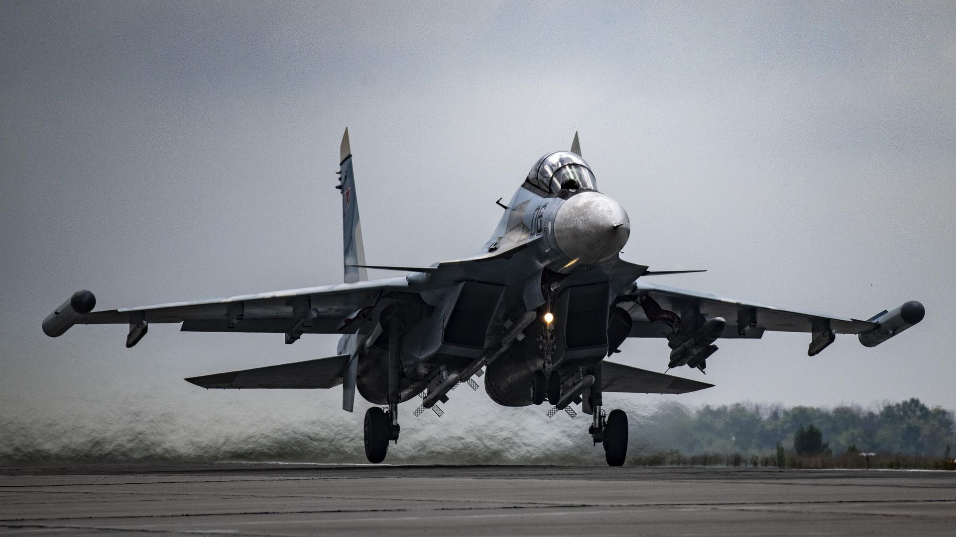 Многоцелевой истребитель Су-35 ВКС России Многоцелевой истребитель Су-35 ВКС России - РИА Новости, 1920, 14.10.2022