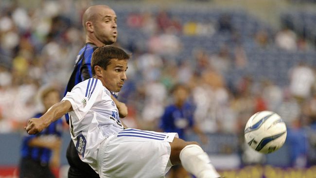 Игорь Симутенков в матче чемпионата MLS
