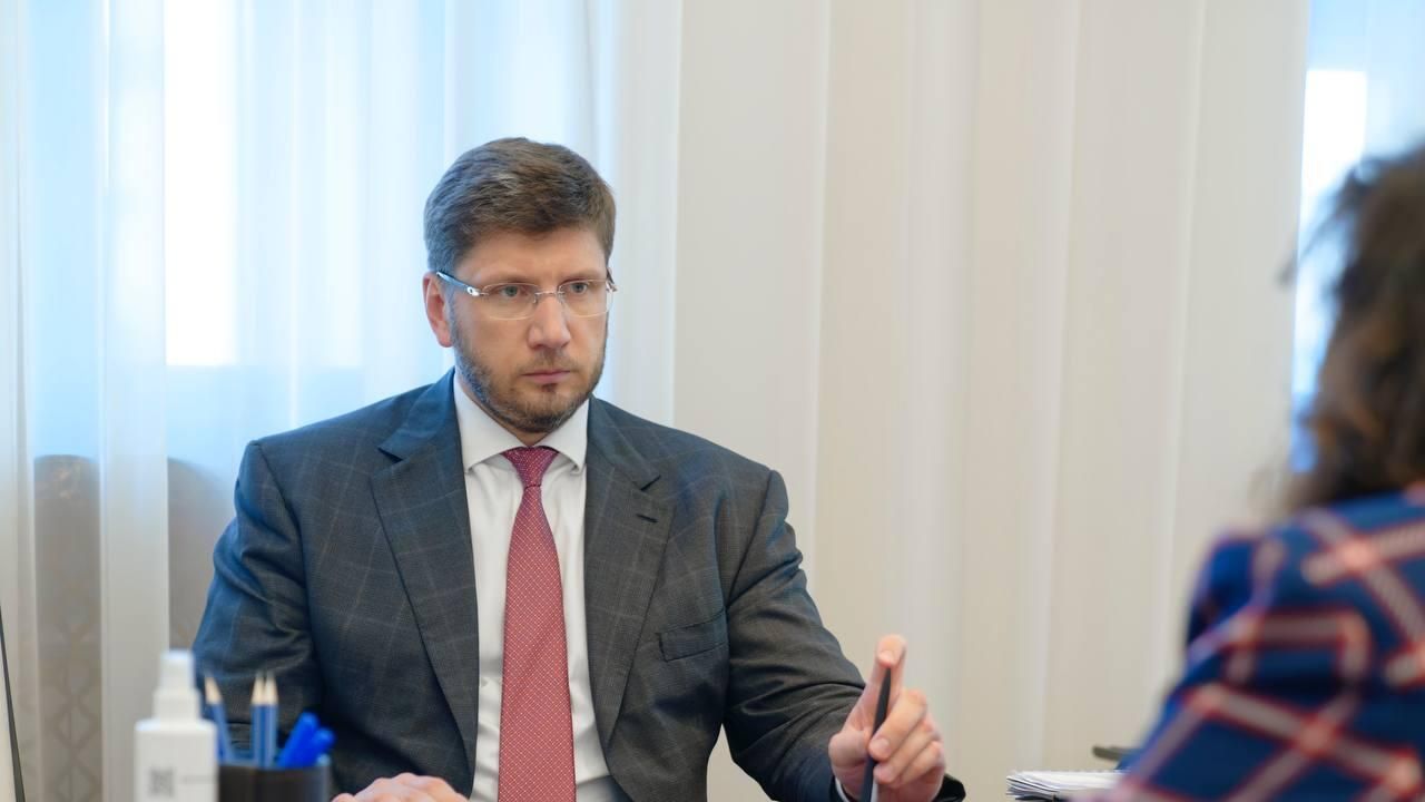 Первый заместитель министра строительства и ЖКХ РФ Александр Ломакин Первый заместитель министра строительства и ЖКХ РФ Александр Ломакин - РИА Новости, 1920, 27.07.2022