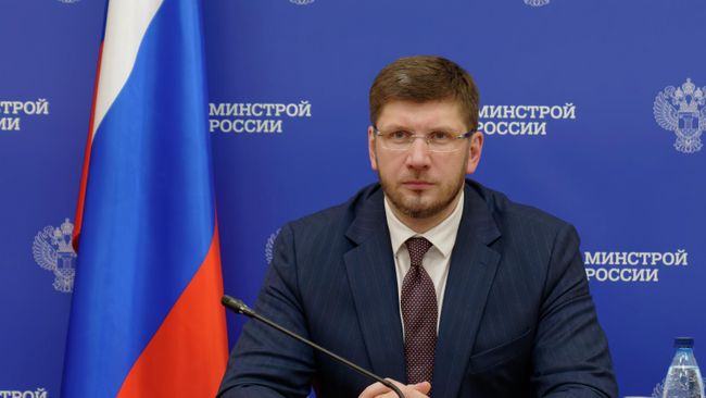 Первый заместитель министра строительства и ЖКХ РФ Александр Ломакин