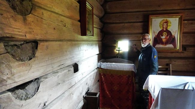 Георгиевская церковь в Родионово. Раньше окон со стеклами в ней не было - церковь освещалась окнами-задвижками Георгиевская церковь в Родионово. Раньше окон со стеклами в ней не было - церковь освещалась окнами-задвижками