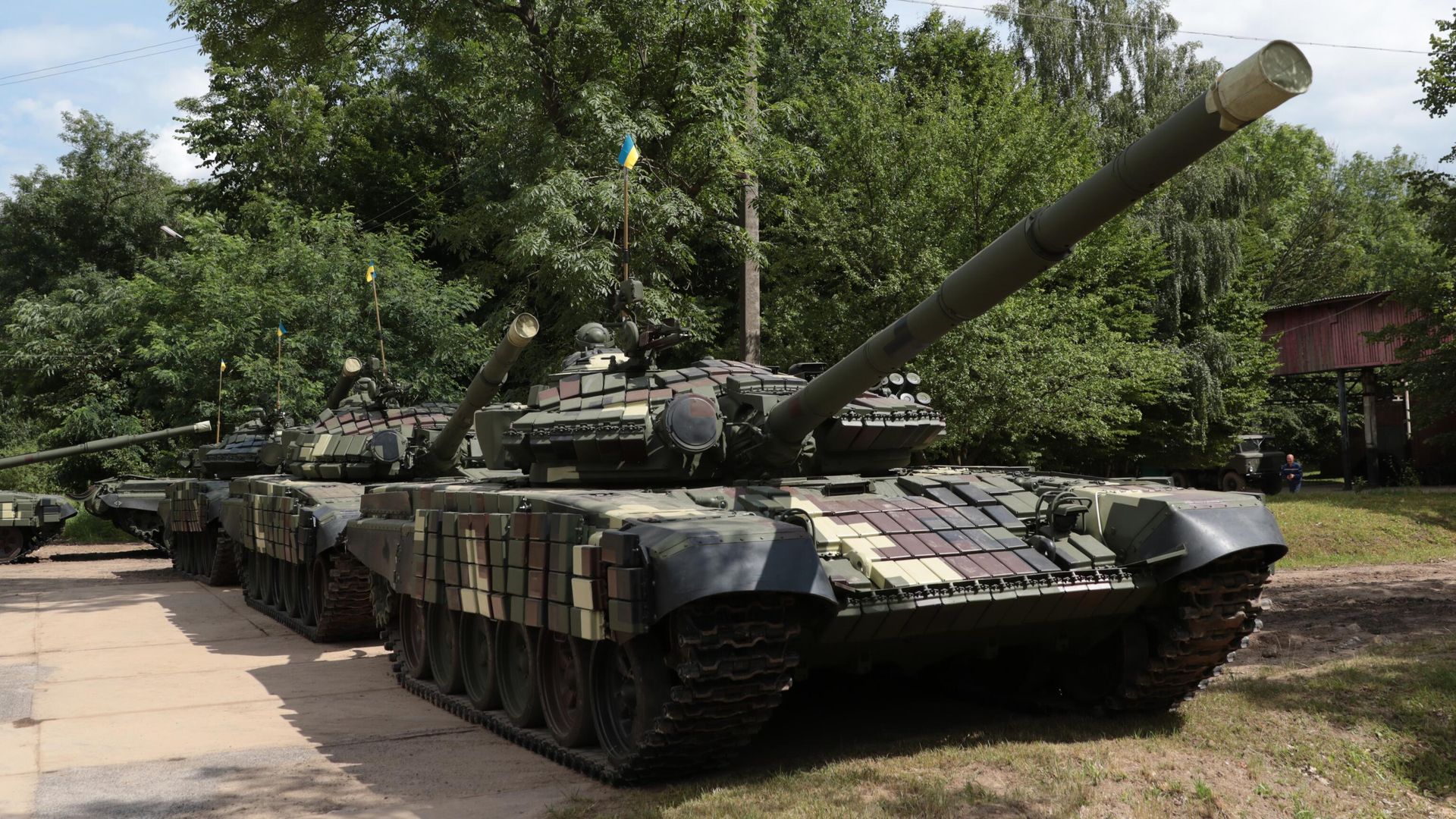 Танки Т-72 на Львовском бронетанковом заводе Танки Т-72 на Львовском бронетанковом заводе - РИА Новости, 1920, 29.07.2022