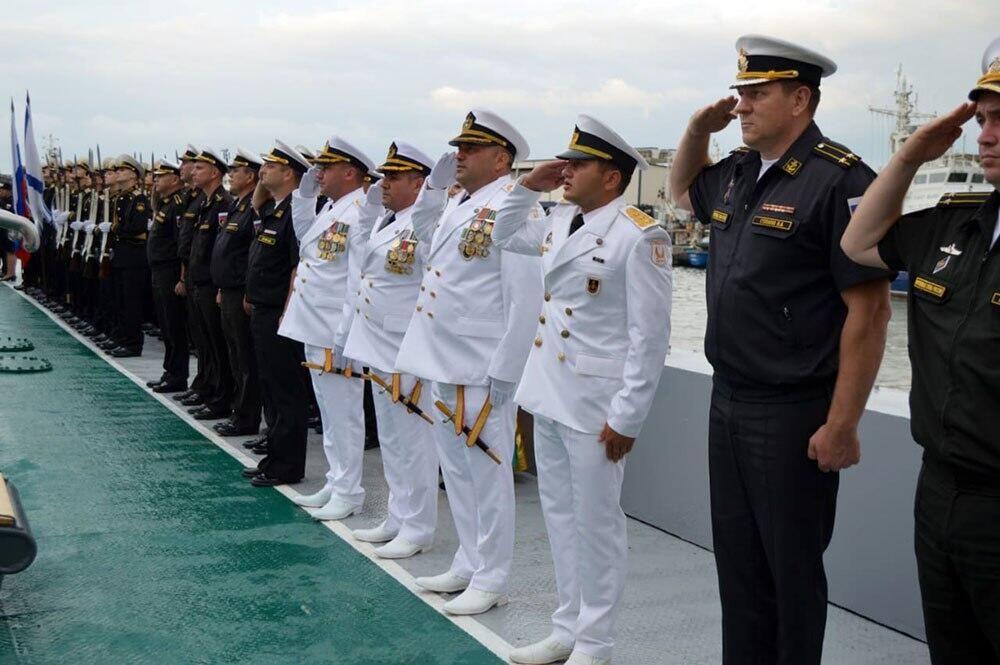 Команда корабля ВМС Азербайджана во время визита в Каспийск Команда корабля ВМС Азербайджана во время визита в Каспийск - РИА Новости, 1920, 30.07.2022