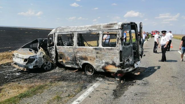  ДТП на 502 километре автодороги Астрахань — Ставрополь с участием маршрутного такси Газель и легкового автомобиля