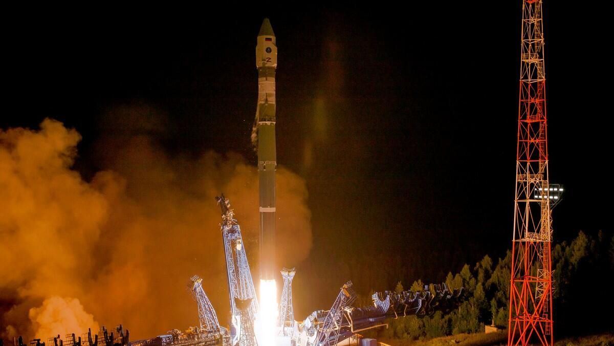 Запуск ракеты легкого класса Союз-2.1в с военным спутником Космос-2558 на космодроме Плесецк Запуск ракеты легкого класса Союз-2.1в с военным спутником Космос-2558 на космодроме Плесецк - РИА Новости, 1920, 02.08.2022