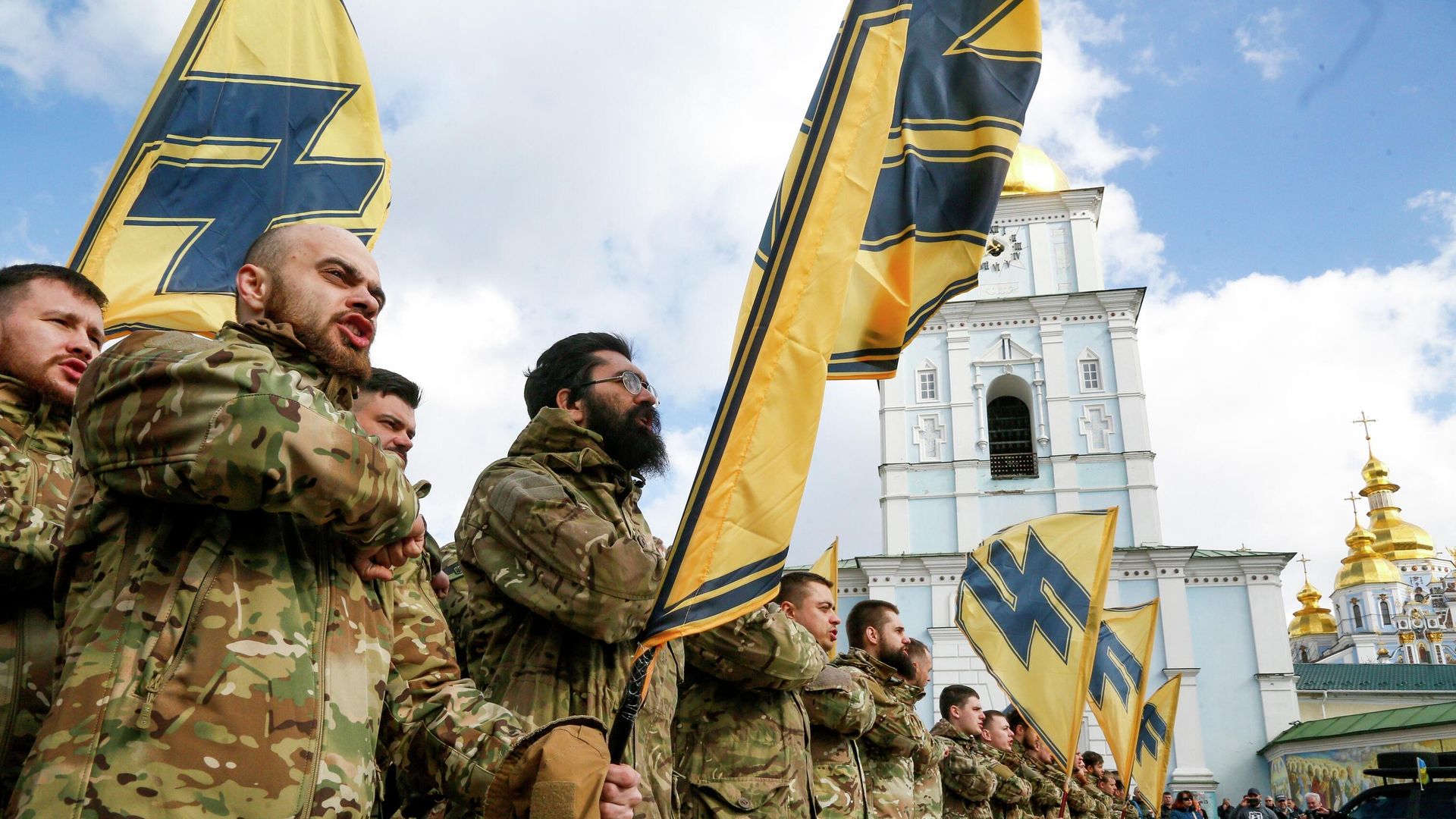 Член националистического батальона Азов в Киеве Член националистического батальона Азов в Киеве - РИА Новости, 1920, 02.08.2022