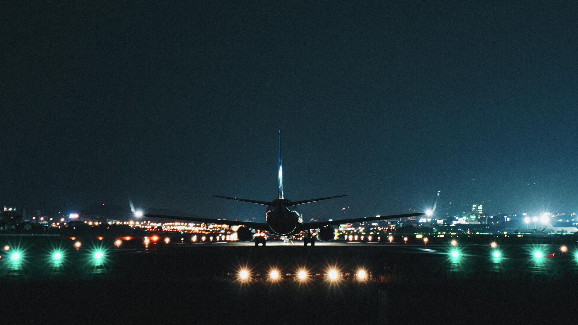 Самолет Boeing 737 в аэропорту Суншань в Тайбэе, Тайвань Самолет Boeing 737 в аэропорту Суншань в Тайбэе, Тайвань - РИА Новости, 1920, 07.09.2022