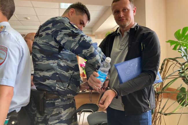 Романа Корчигина приговорили к 5 годам колонии общего режима Романа Корчигина приговорили к 5 годам колонии общего режима