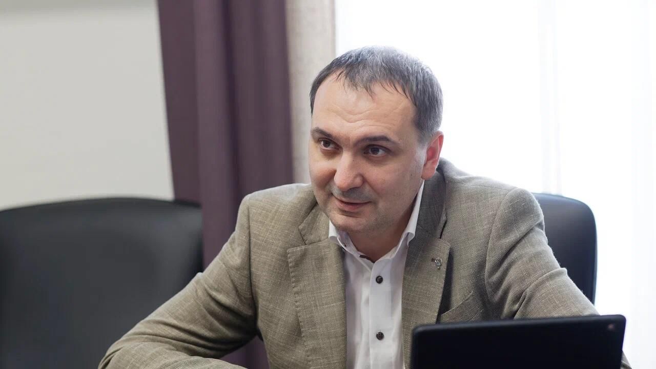 Заместитель министра строительства и ЖКХ РФ Алексей Ересько Заместитель министра строительства и ЖКХ РФ Алексей Ересько - РИА Новости, 1920, 12.08.2022