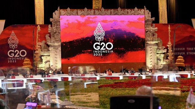 Логотип G20 в Индонезии