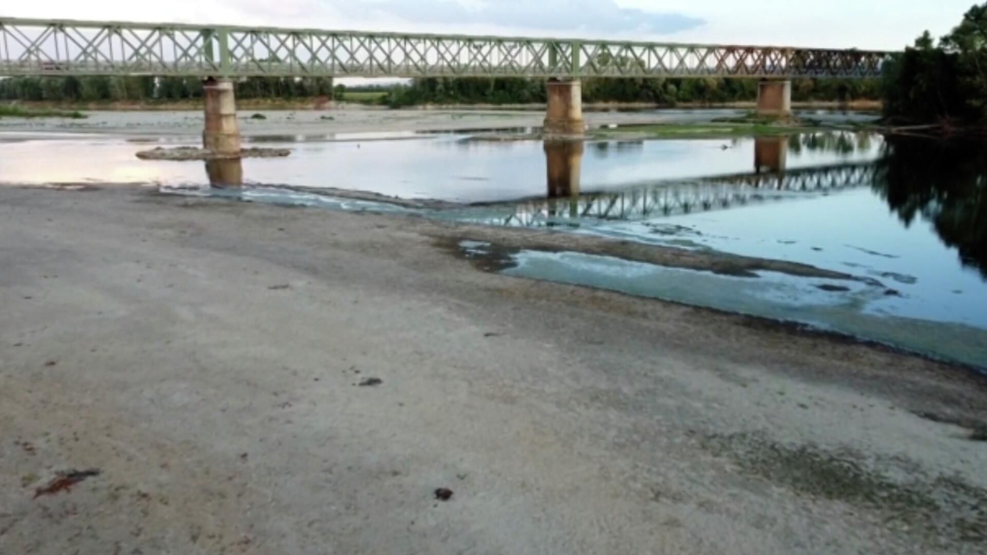 Дошло до того, что мы радуемся воде – засуха обострила энергокризис в ЕС Дошло до того, что мы радуемся воде – засуха обострила энергокризис в ЕС - РИА Новости, 1920, 13.08.2022