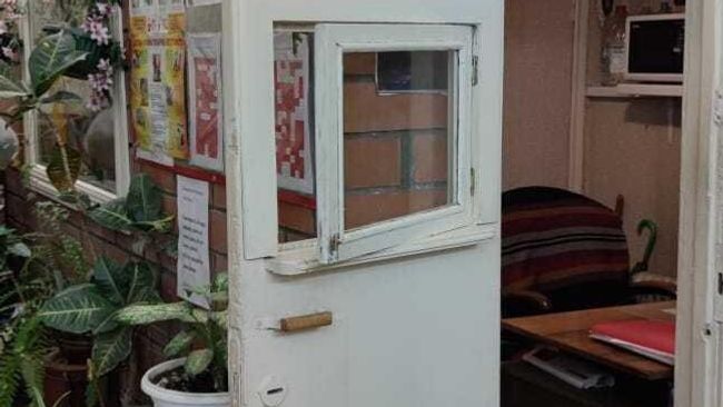Консьержная в подъезде дома на юге Москвы Консьержная в подъезде дома на юге Москвы