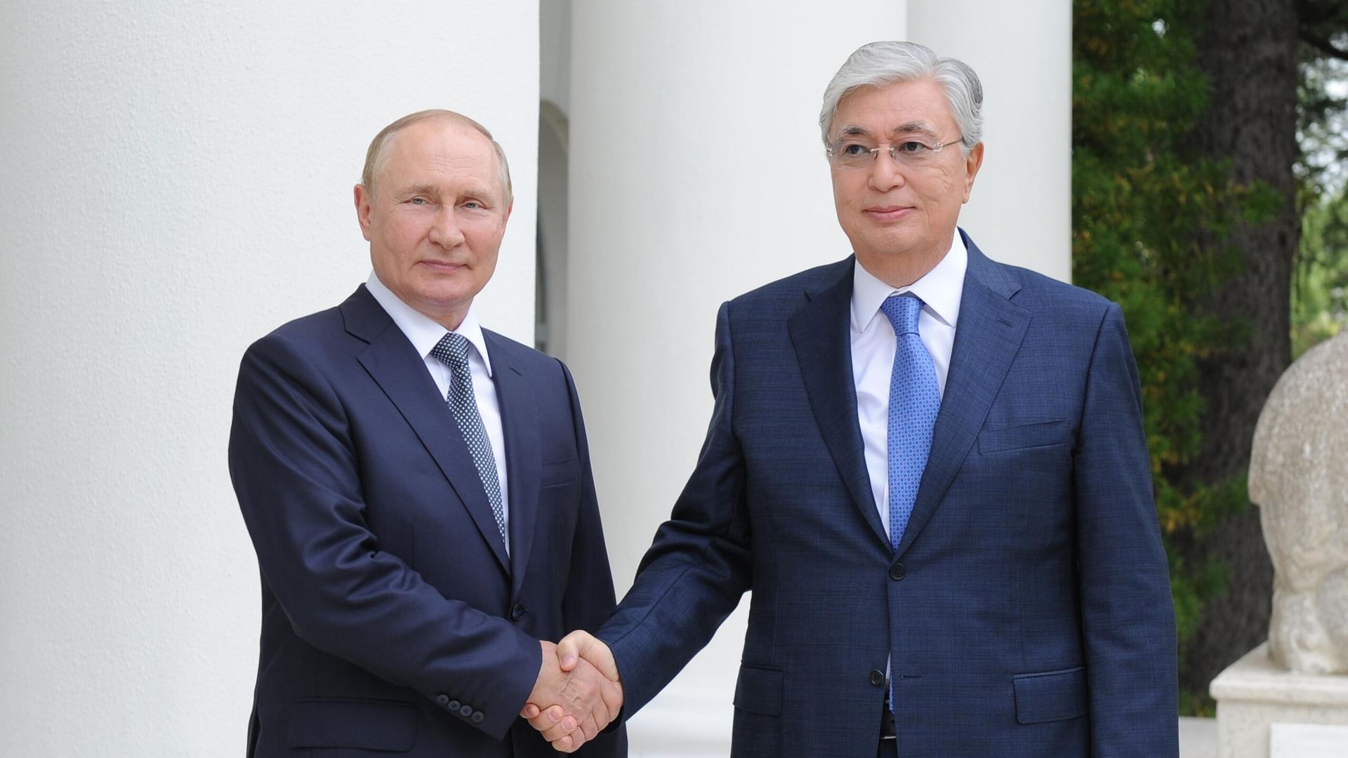 Президент РФ Владимир Путин и президент Казахстана Касым-Жомарт Токаев Президент РФ Владимир Путин и президент Казахстана Касым-Жомарт Токаев - РИА Новости, 1920, 25.11.2022