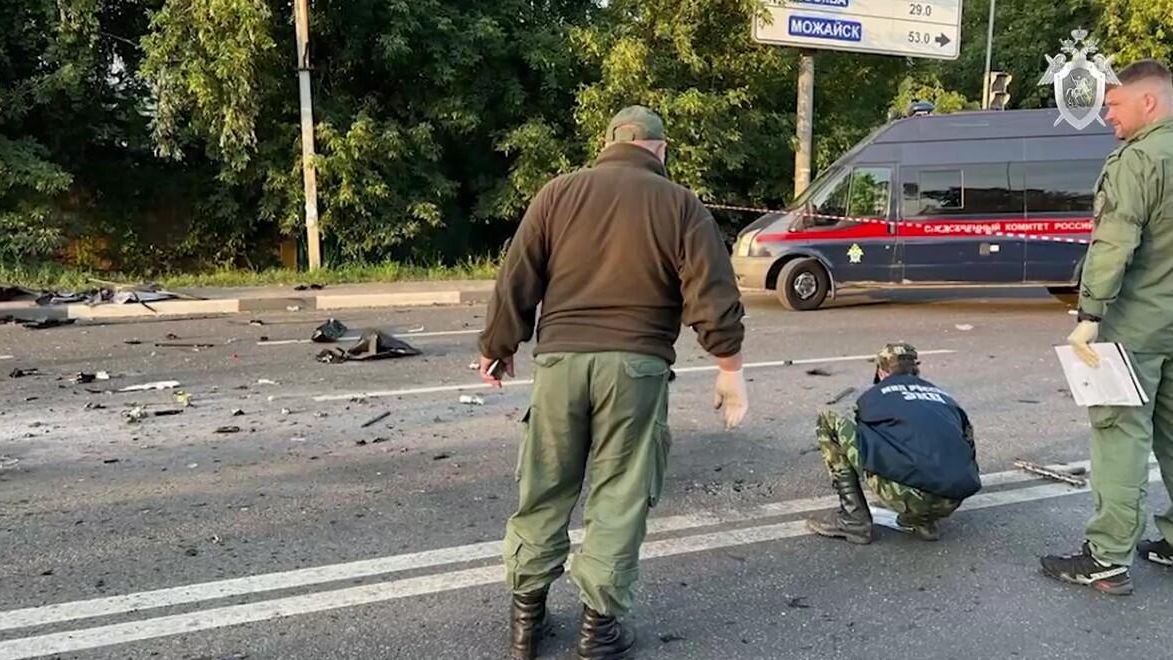 На месте подрыва в Подмосковье автомобиля журналиста и политолога Дарьи Дугиной На месте подрыва в Подмосковье автомобиля журналиста и политолога Дарьи Дугиной - РИА Новости, 1920, 21.08.2022