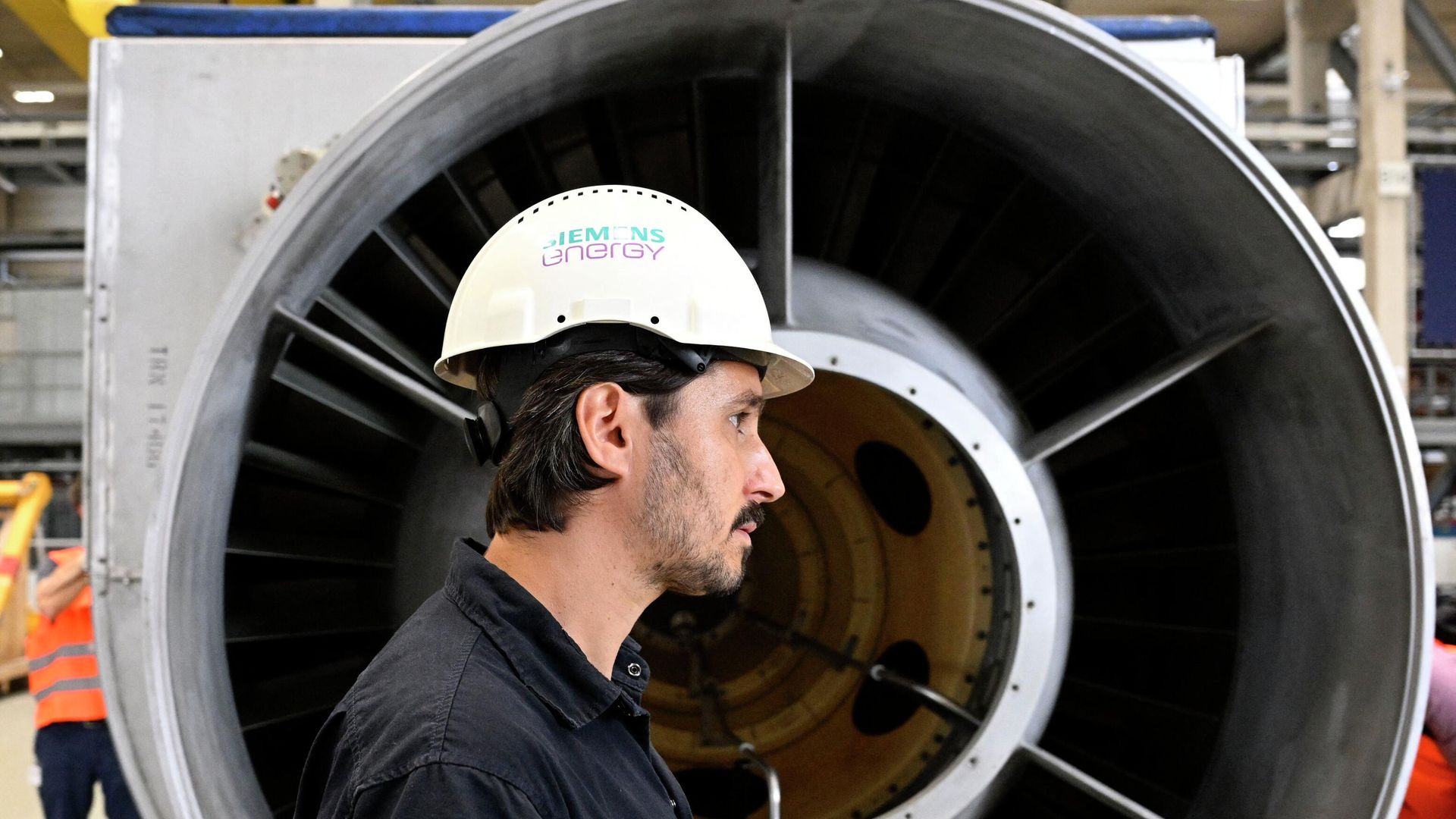 Турбина для газопровода Северный поток — 1 на заводе Siemens Energy в Мюльхайме-на-Руре Турбина для газопровода Северный поток — 1 на заводе Siemens Energy в Мюльхайме-на-Руре - РИА Новости, 1920, 30.08.2022
