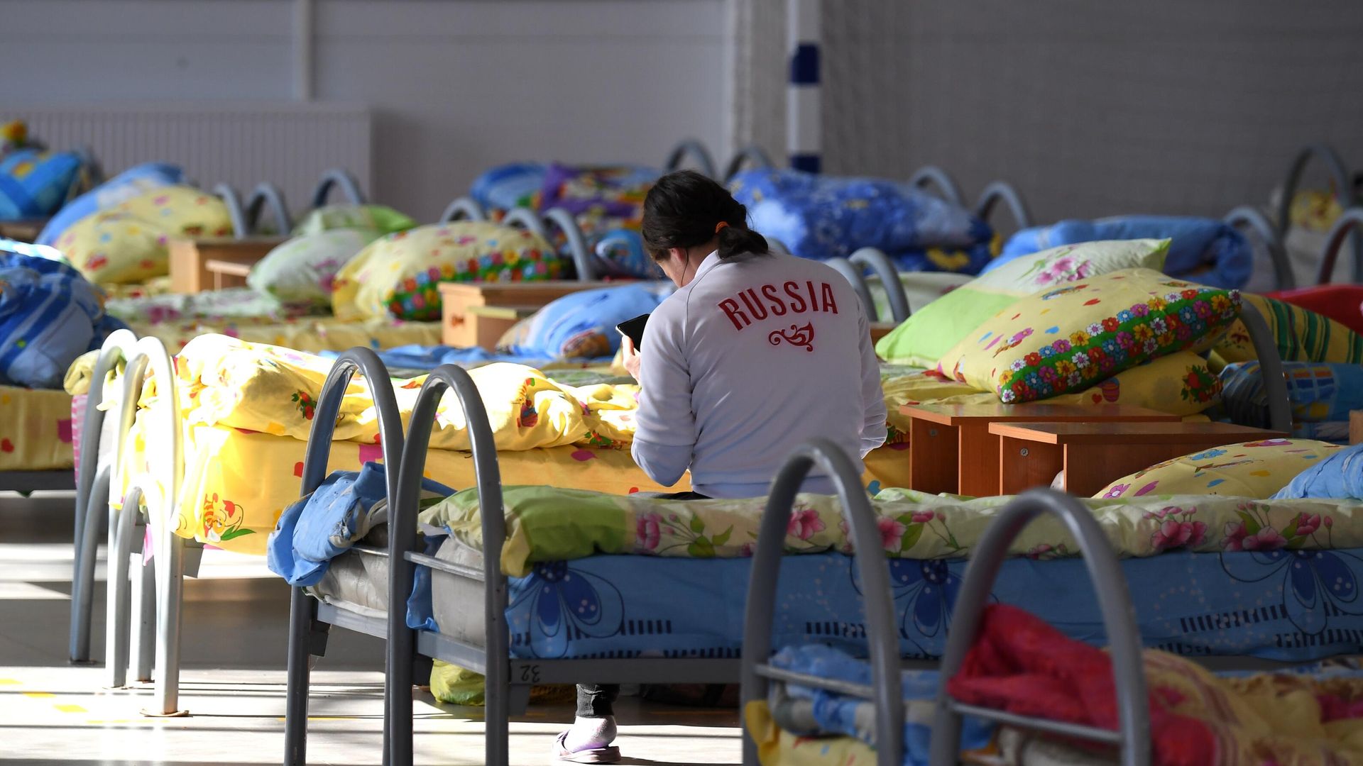 Пункт временного размещения эвакуированных жителей ЛНР и ДНР на хуторе Ленина в Ростовской области Пункт временного размещения эвакуированных жителей ЛНР и ДНР на хуторе Ленина в Ростовской области - РИА Новости, 1920, 20.12.2022
