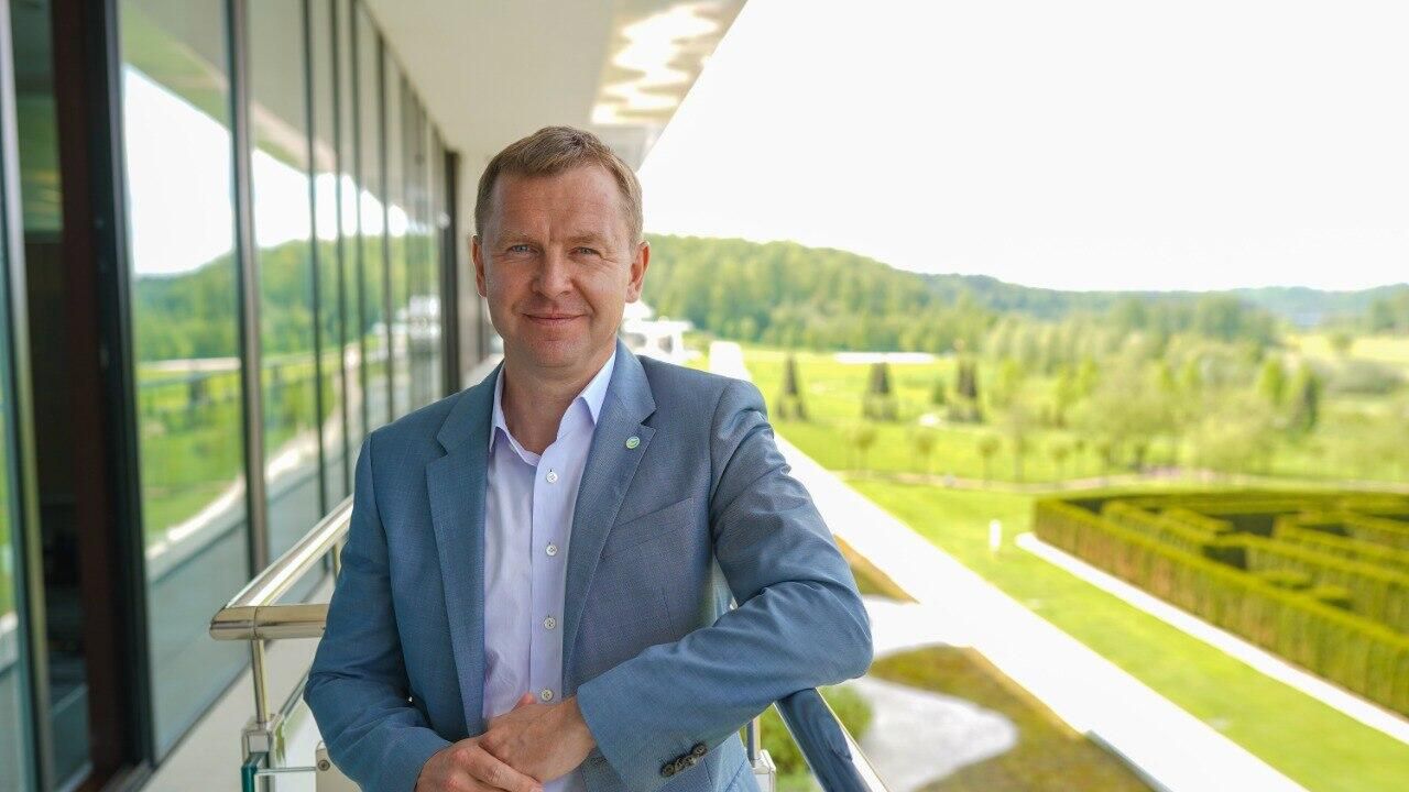 Заместитель председателя правления Сбербанка Анатолий Попов Заместитель председателя правления Сбербанка Анатолий Попов - РИА Новости, 1920, 02.09.2022