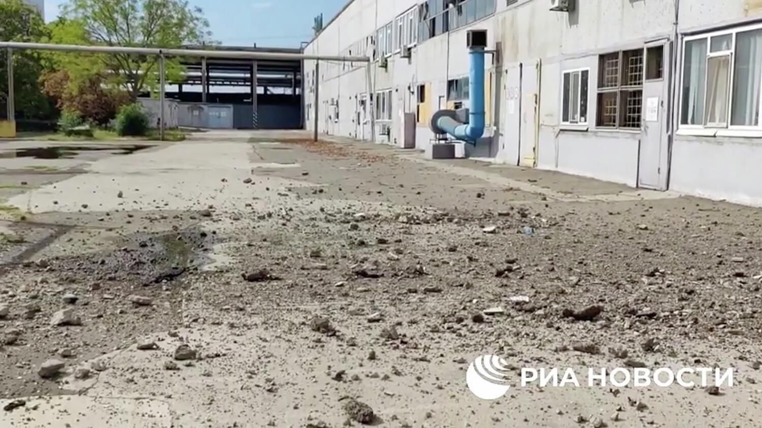 Последствия обстрела территории Запорожской АЭС Последствия обстрела территории Запорожской АЭС - РИА Новости, 1920, 01.09.2022