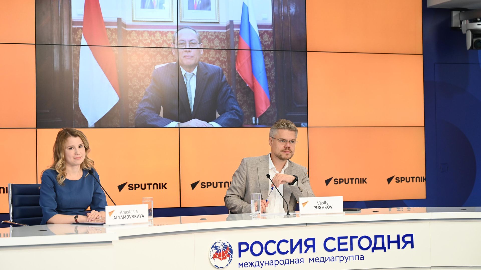 Посол Индонезии в России Жозе Тавареш открыл очередную сессию SputnikPro Посол Индонезии в России Жозе Тавареш открыл очередную сессию SputnikPro - РИА Новости, 1920, 02.09.2022