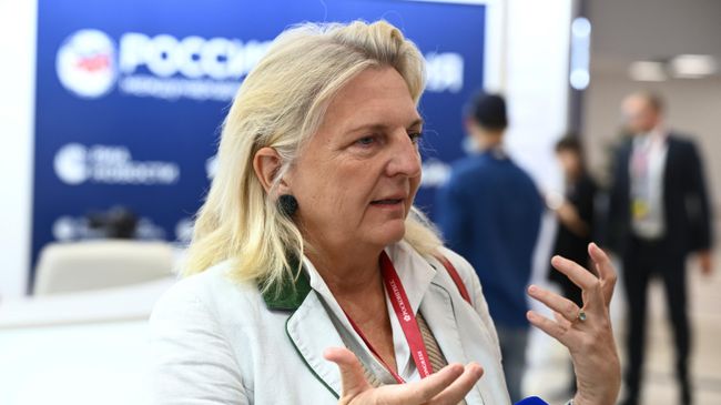 Кнайсль рассказала, что австрийские власти видят в ней российского шпиона