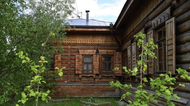 Деревянный дом в квартале Старый город в Якутске Деревянный дом в квартале Старый город в Якутске