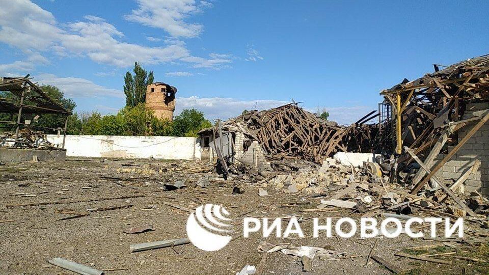 Последствия ракетного обстрела мельницы в Таврийске Последствия ракетного обстрела мельницы в Таврийске - РИА Новости, 1920, 05.09.2022